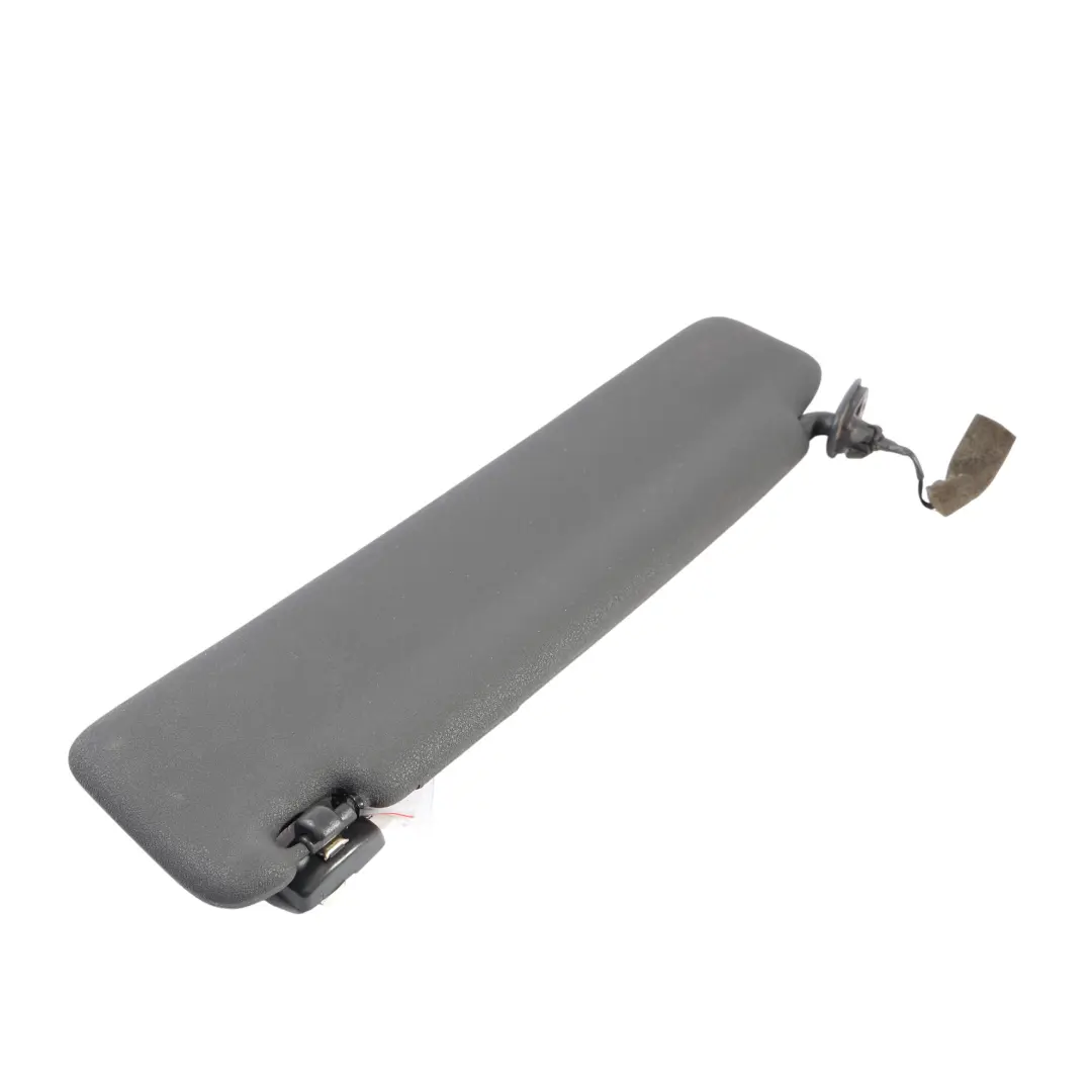 Pare Soleil Panneau Rétroviseur Noir Droit pour Audi A3 8P Cabrio à propos du numéro de pièce 8P7857552A Audi A3 8P Cabrio Pare Soleil Panneau Rétroviseur Noir Droit - SKU 8P7857552A - Numéro de pièce 8P7857552A