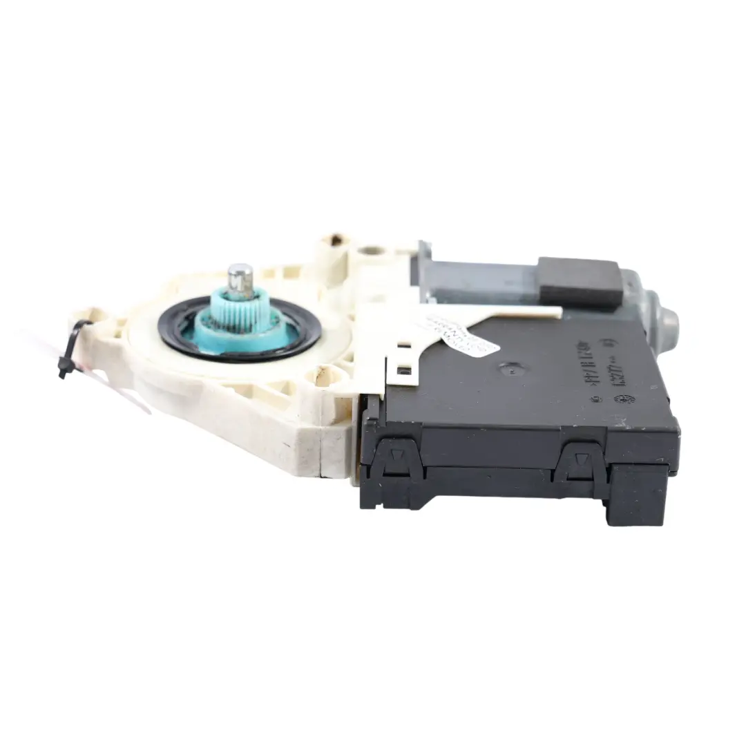 Moteur De Lève Vitre Avant Gauche pour Audi A3 8P Cabriolet à propos du numéro de pièce 8P7959802C Audi A3 8P Cabriolet Moteur De Lève Vitre Avant Gauche - SKU 8P7959802C - Numéro de pièce 8P7959802C