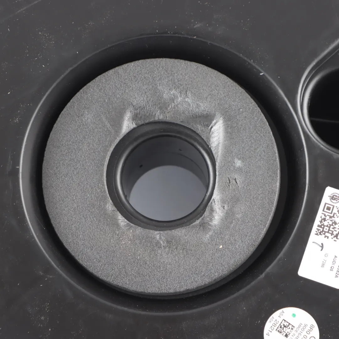 Speaker Subwoofer Rear Trunk Lateral Audio Panel to Audi Q5 8R with Part number 8R0035382A Audi Q5 8R Speaker Subwoofer Rear Trunk Lateral Audio Panel - SKU 8R0035382A - Part number 8R0035382A