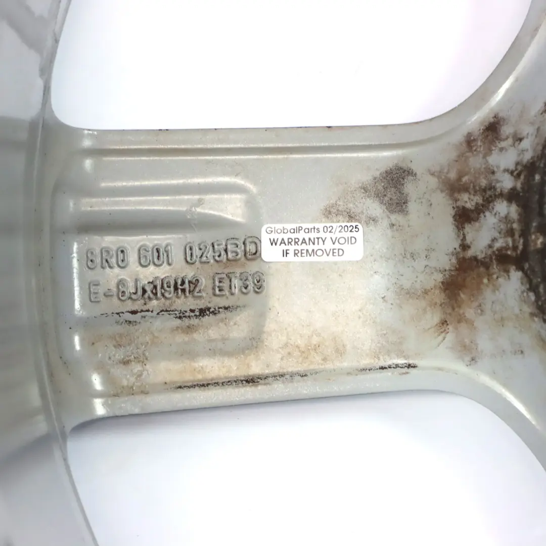 Silberne Alufelge 19" 8J ET:39 Sternspeiche für Audi Q5 8R mit Teilenummer 8R0601025BD Audi Q5 8R Silberne Alufelge 19" 8J ET:39 Sternspeiche - SKU 8R0601025BD-2 - Teilenummer 8R0601025BD