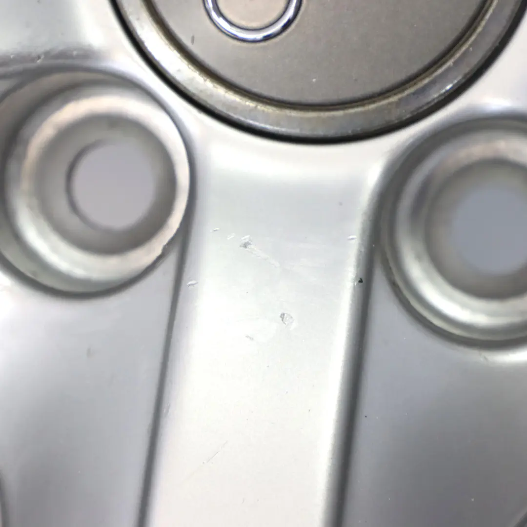 Alloy Rim 19" 8J ET:39 Star Spoke to Audi Q5 8R Silver Wheel with Part number 8R0601025BD Audi Q5 8R Silver Wheel Alloy Rim 19" 8J ET:39 Star Spoke - SKU 8R0601025BD-2 - Part number 8R0601025BD