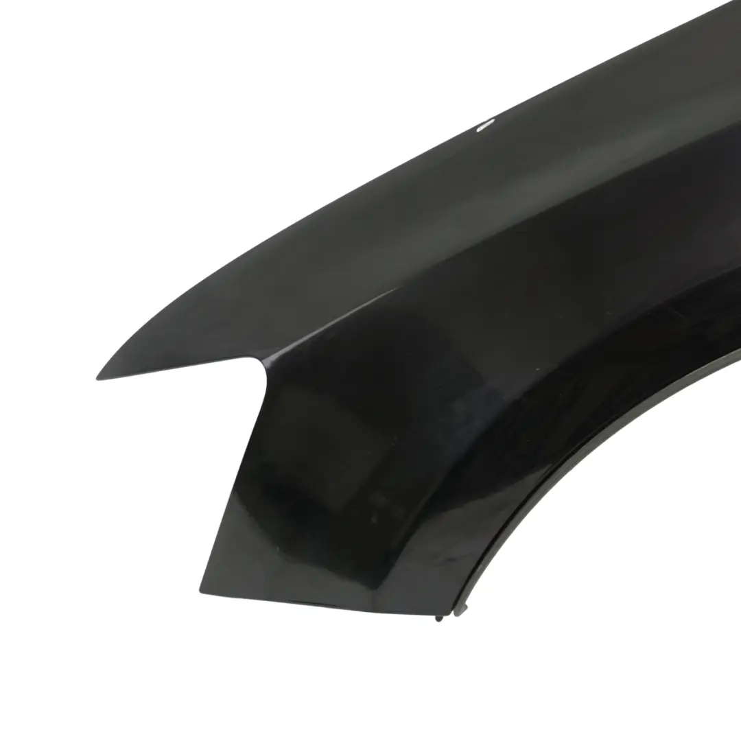 Panneau Latéral Avant Gauche Aileron Arrière Panther Black - Z9Z pour Audi Q5 8R à propos du numéro de pièce 8R0821105A Audi Q5 8R Panneau Latéral Avant Gauche Aileron Arrière Panther Black - Z9Z - SKU 8R0821105A-PBC - Numéro de pièce 8R0821105A