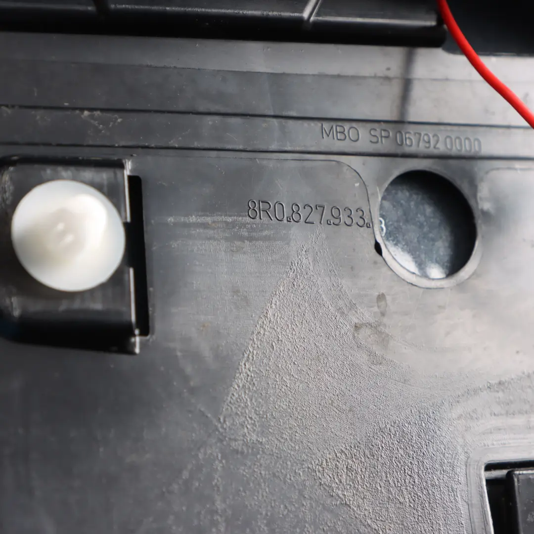 Trunk Roof Spoiler Glacier White Pearl - S9R to Audi Q5 8R Rear Tailgate with Part number 8R0827933B Audi Q5 8R Rear Tailgate Trunk Roof Spoiler Glacier White Pearl - S9R - SKU 8R0827933B-MGW - Part number 8R0827933B