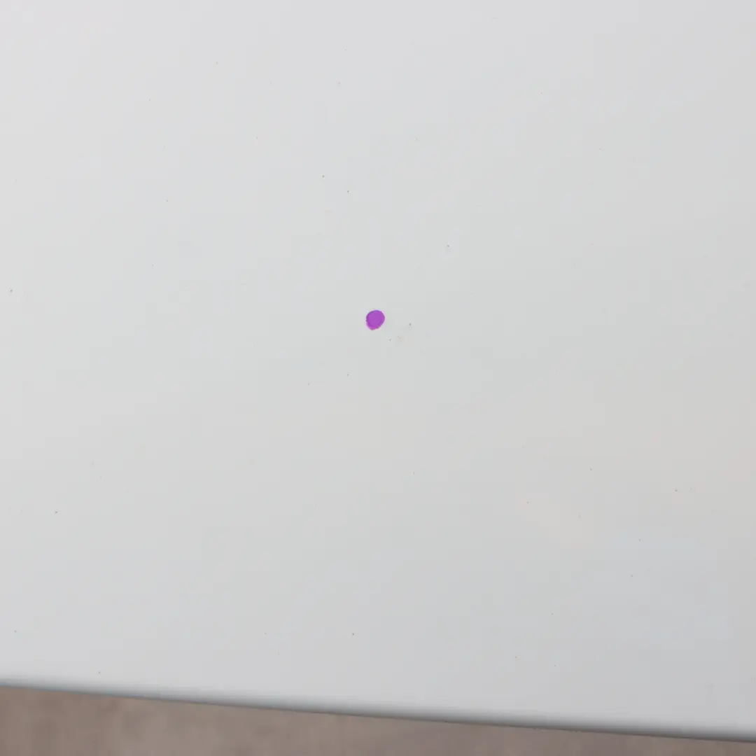 Trunk Roof Spoiler Glacier White Pearl - S9R to Audi Q5 8R Rear Tailgate with Part number 8R0827933B Audi Q5 8R Rear Tailgate Trunk Roof Spoiler Glacier White Pearl - S9R - SKU 8R0827933B-MGW - Part number 8R0827933B