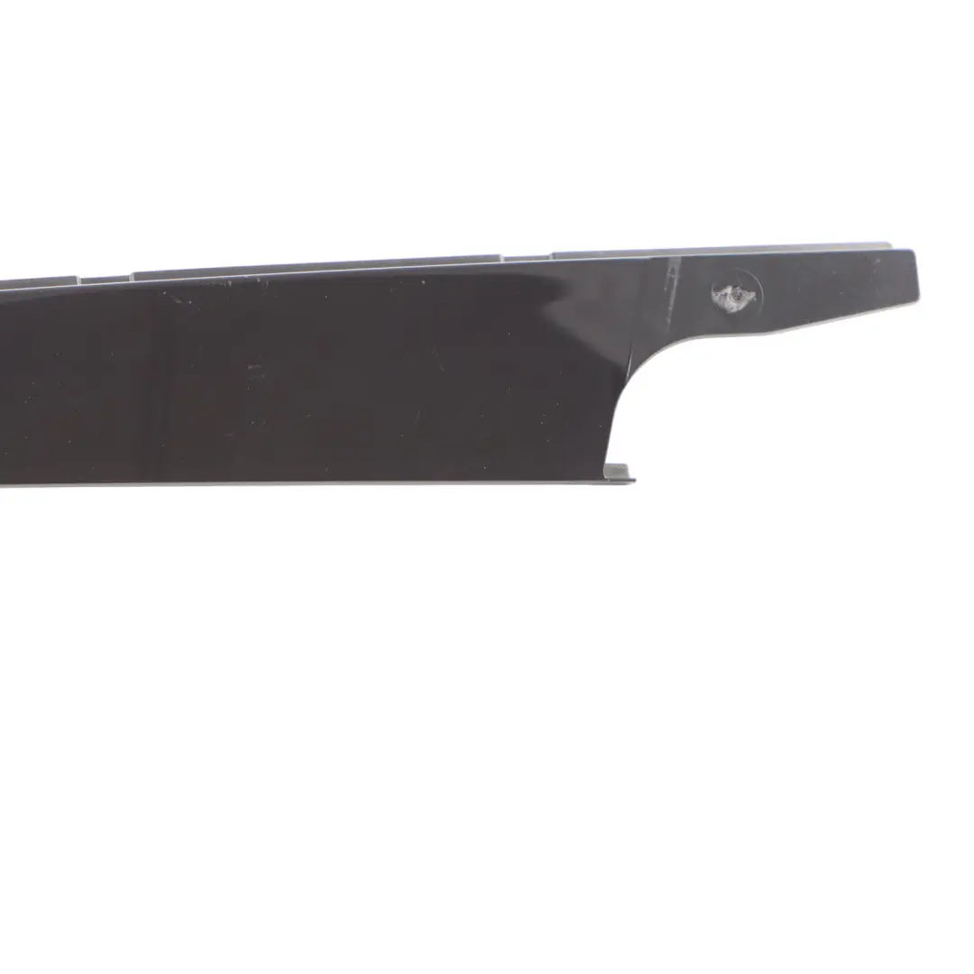 Pannello Rivestimento Esterno Montante B Portiera Destro per Audi Q5 8R con numero di parte 8R0837902P Audi Q5 8R Pannello Rivestimento Esterno Montante B Portiera Destro - SKU 8R0837902P - Numero di parte 8R0837902P