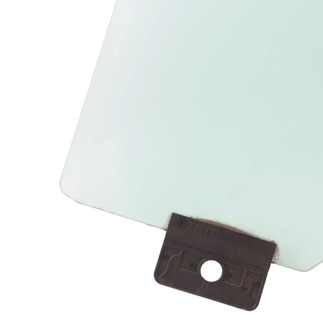 Door Window Glass Front Left N/S Door Green AS2 to Audi Q5 8R with Part number 8R0845021 Audi Q5 8R Door Window Glass Front Left N/S Door Green AS2 - SKU 8R0845021 - Part number 8R0845021