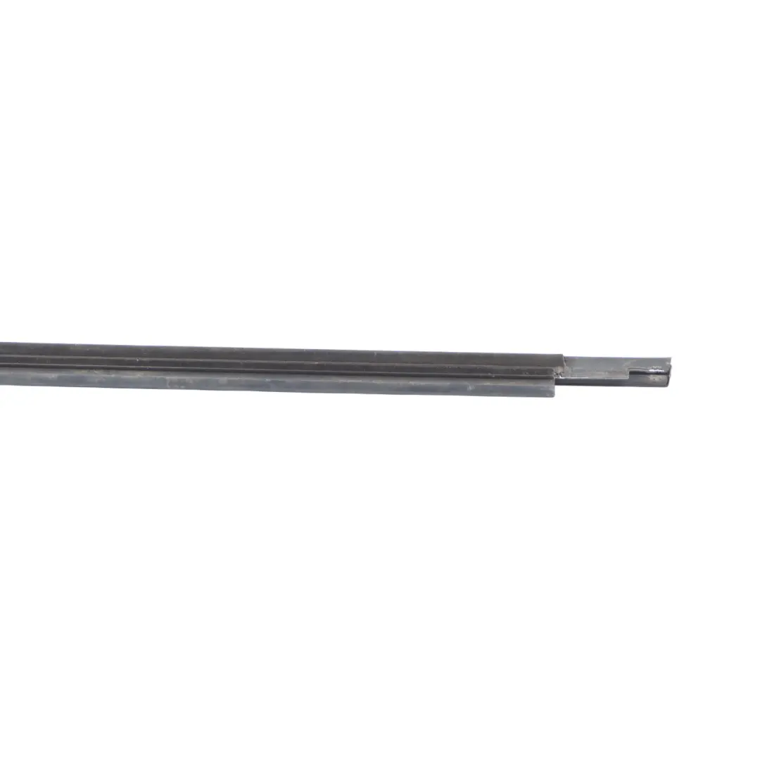 Junta Moldura Exterior Puerta Delantera Derecha para Audi Q5 8R con número de pieza 8R0853284H Audi Q5 8R Junta Moldura Exterior Puerta Delantera Derecha - SKU 8R0853284H - Número de pieza 8R0853284H