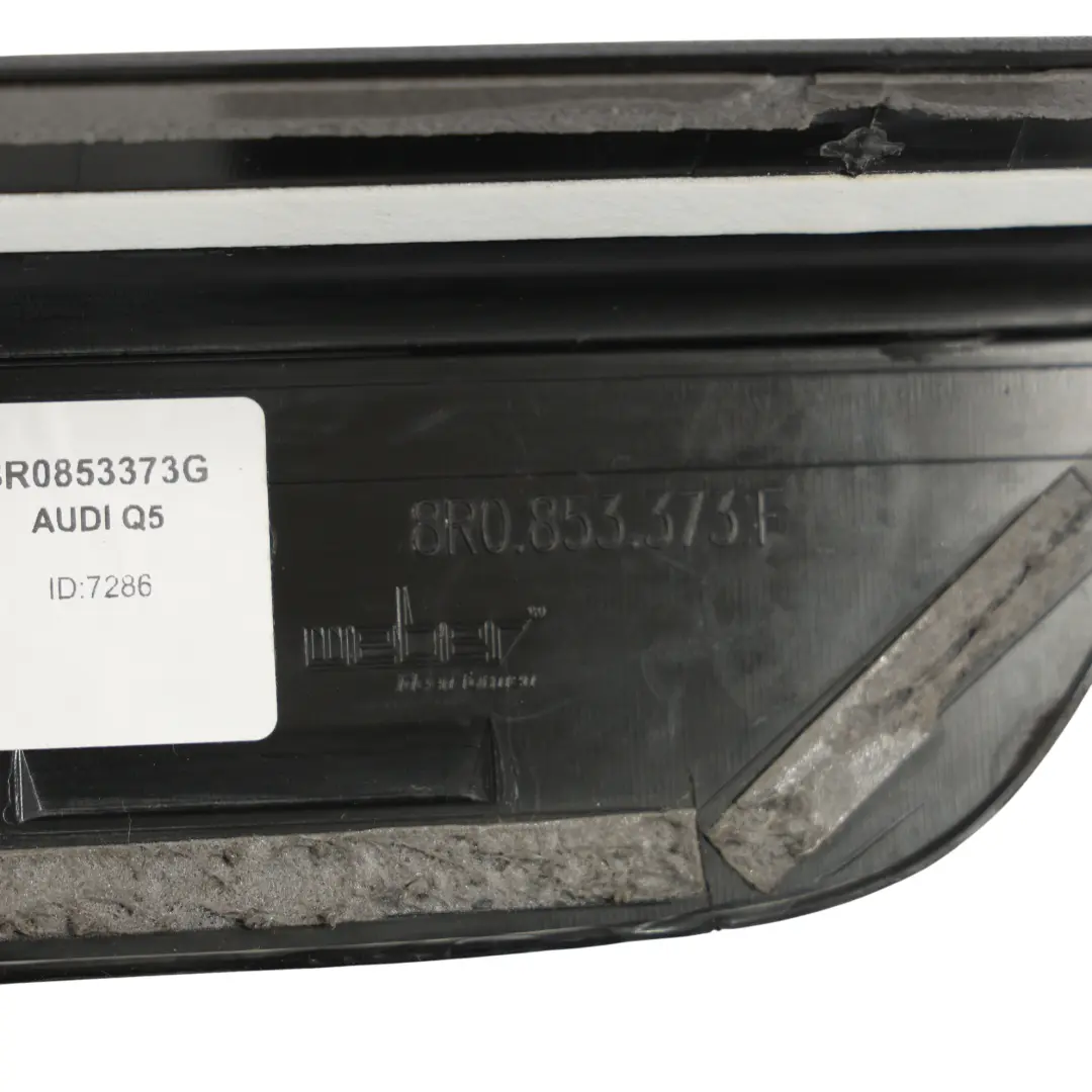Embellecedor Entrada Puerta Delantera S Line Izquierda para Audi SQ5 8R con número de pieza 8R0853373G Audi SQ5 8R Embellecedor Entrada Puerta Delantera S Line Izquierda - SKU 8R0853373G - Número de pieza 8R0853373G