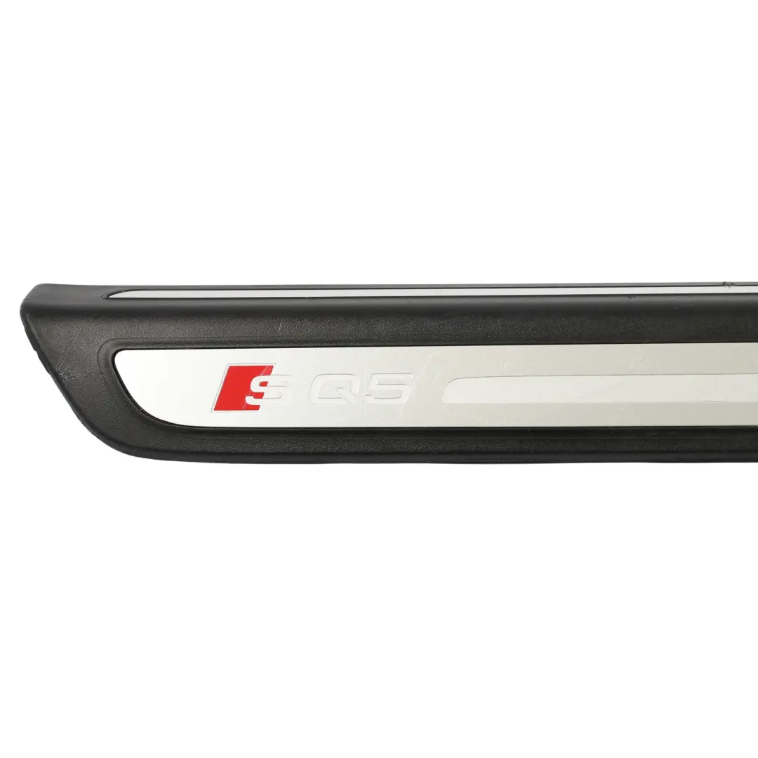 Battitacco Anteriore Audi SQ5 8R Rivestimento Ingresso Destro Interno per con numero di parte 8R0853374G Battitacco Anteriore Audi SQ5 8R Rivestimento Ingresso Destro Interno - SKU 8R0853374G - Numero di parte 8R0853374G