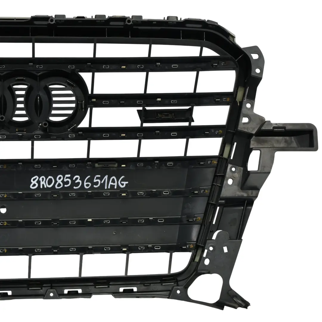 Front Stoßstange Kühler Grill Abdeckung Zierleiste für Audi SQ5 8R mit Teilenummer 8R0853651AG Audi SQ5 8R Front Stoßstange Kühler Grill Abdeckung Zierleiste - SKU 8R0853651AG - Teilenummer 8R0853651AG