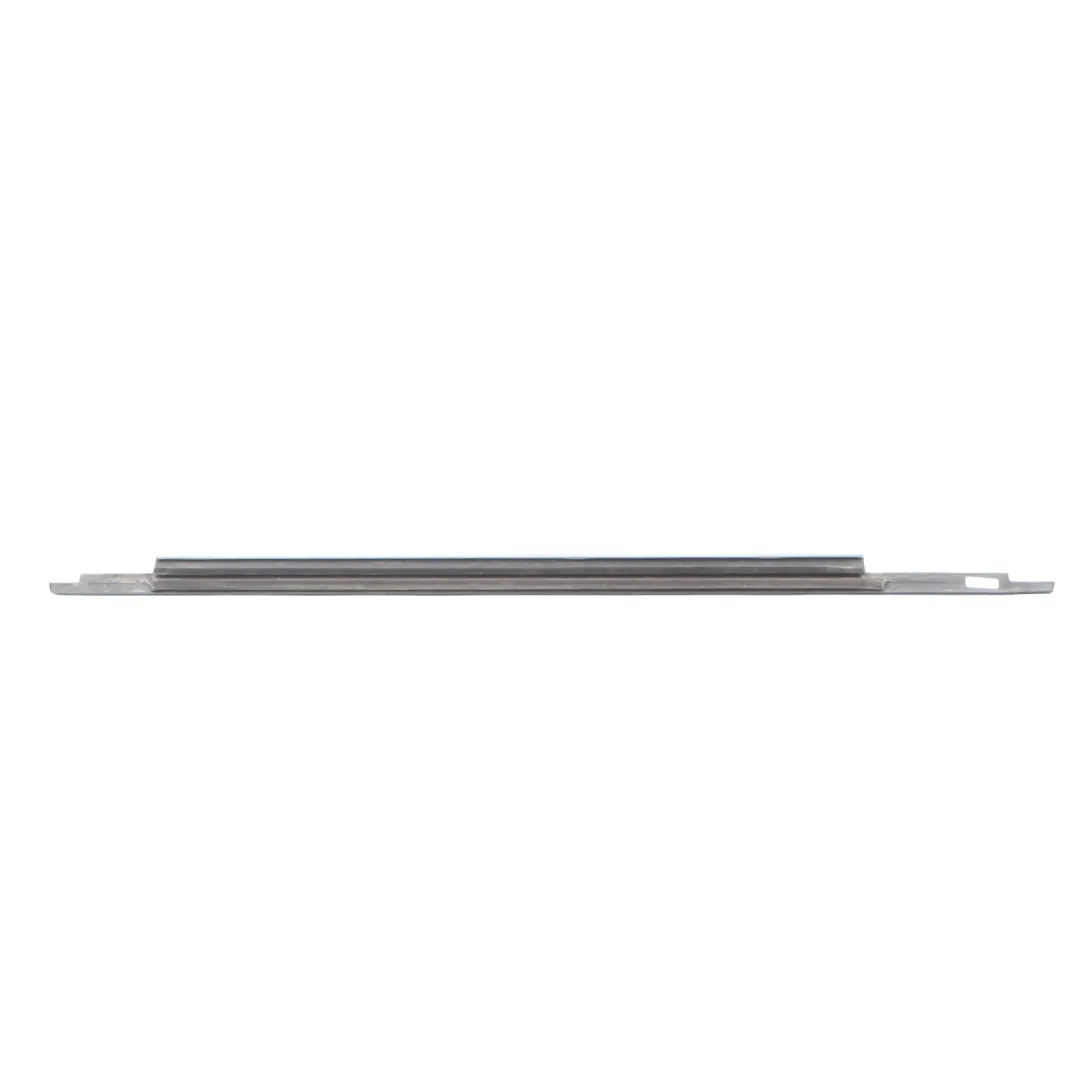 Joint Porte Arrière Extérieur Noir Brillant Gauche pour Audi Q5 8R à propos du numéro de pièce 8R0853763H Audi Q5 8R Joint Porte Arrière Extérieur Noir Brillant Gauche - SKU 8R0853763H - Numéro de pièce 8R0853763H