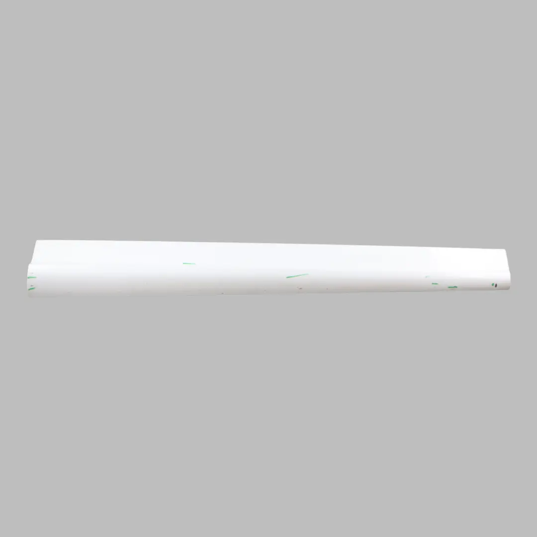 Baguette Moulure Porte Avant Droite Blanc Glacier S9R pour Audi Q5 8R à propos du numéro de pièce 8R0853960B Audi Q5 8R Baguette Moulure Porte Avant Droite Blanc Glacier S9R - SKU 8R0853960B-MGW - Numéro de pièce 8R0853960B