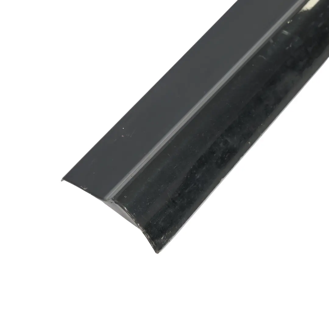 Striscia Modanatura Porta Anteriore Destra Phantom Black Z9Y per Audi Q5 8R con numero di parte 8R0853960B Audi Q5 8R Striscia Modanatura Porta Anteriore Destra Phantom Black Z9Y - SKU 8R0853960B-PHB - Numero di parte 8R0853960B