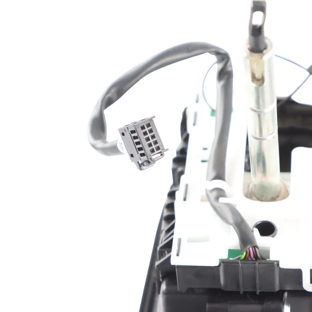 Selector Gearshift Mechanism Automatic Transmission 8R2713041M to Audi Q5 8R Gear with Part number 8R2713105A Audi Q5 8R Gear Selector Gearshift Mechanism Automatic Transmission 8R2713041M - SKU RHD-8R2713105A - Part number 8R2713105A