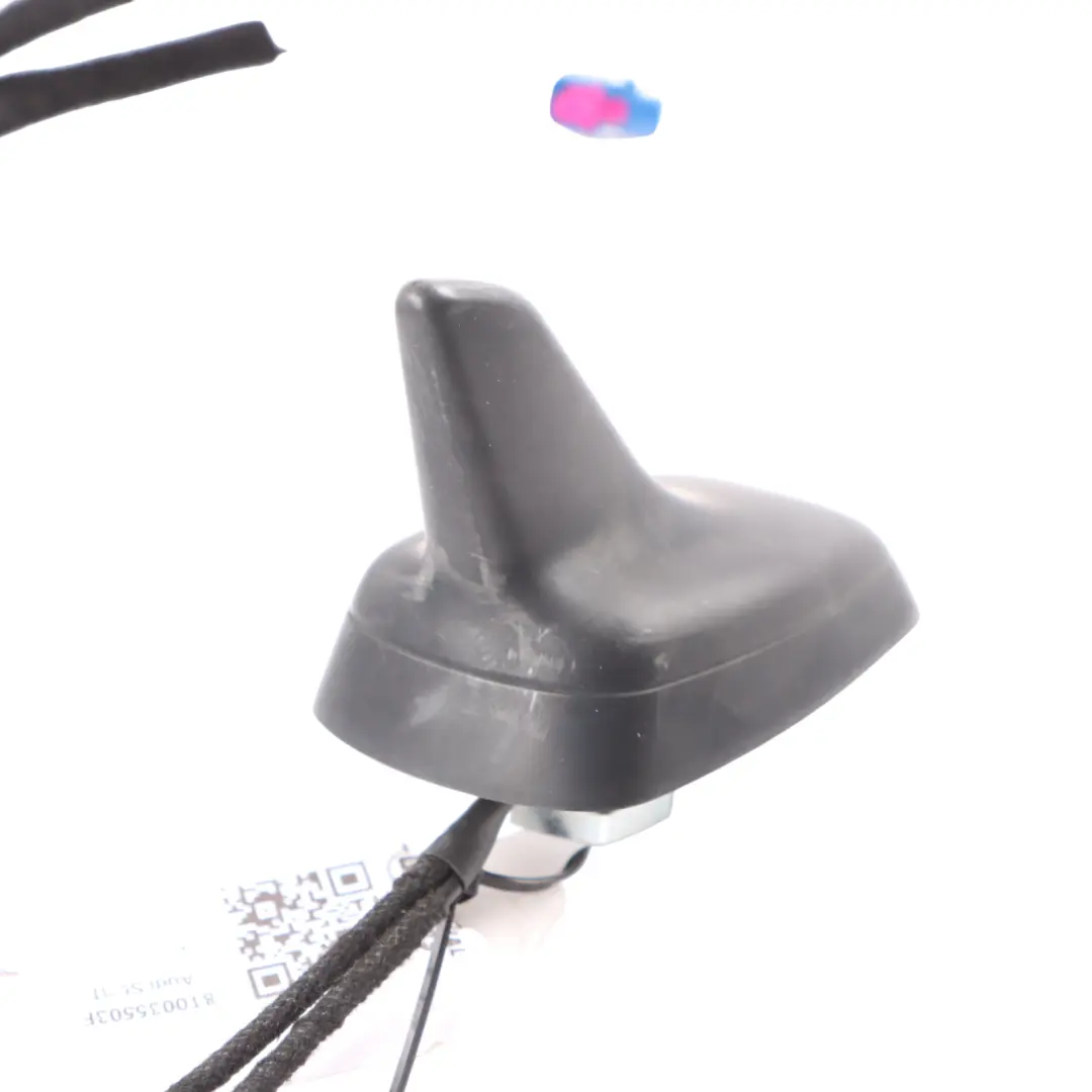Antena Dachowa 8T0035503E do Audi A5 8T o numerze 8T0035503F Audi A5 8T Antena Dachowa 8T0035503E - SKU 8T0035503F - Numer Części 8T0035503F