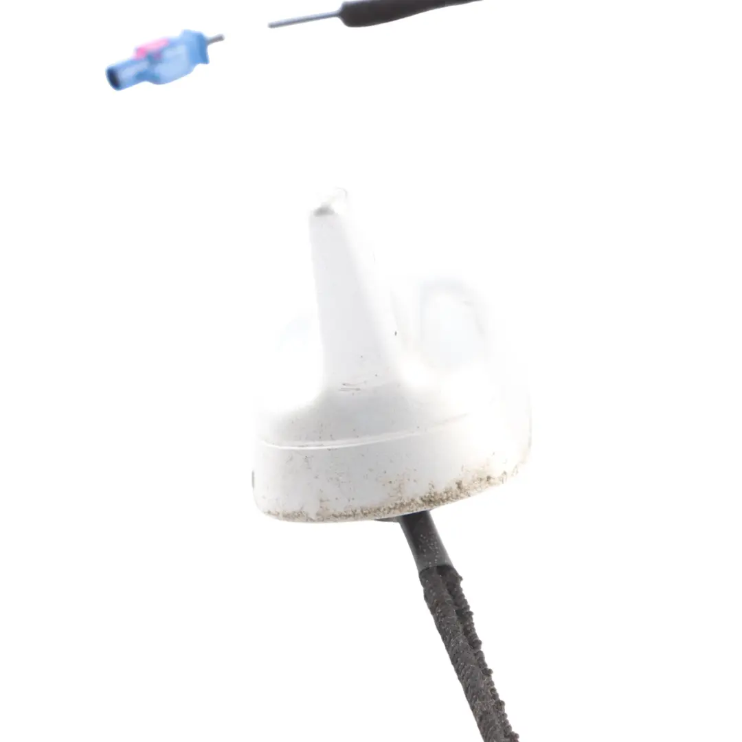 Antenna Amplifier Shark Fin Top Aerial Ice Silver - X7W to Audi A5 8T with Part number 8T0035503H Audi A5 8T Antenna Amplifier Shark Fin Top Aerial Ice Silver - X7W - SKU 8T0035503H-ICS - Part number 8T0035503H