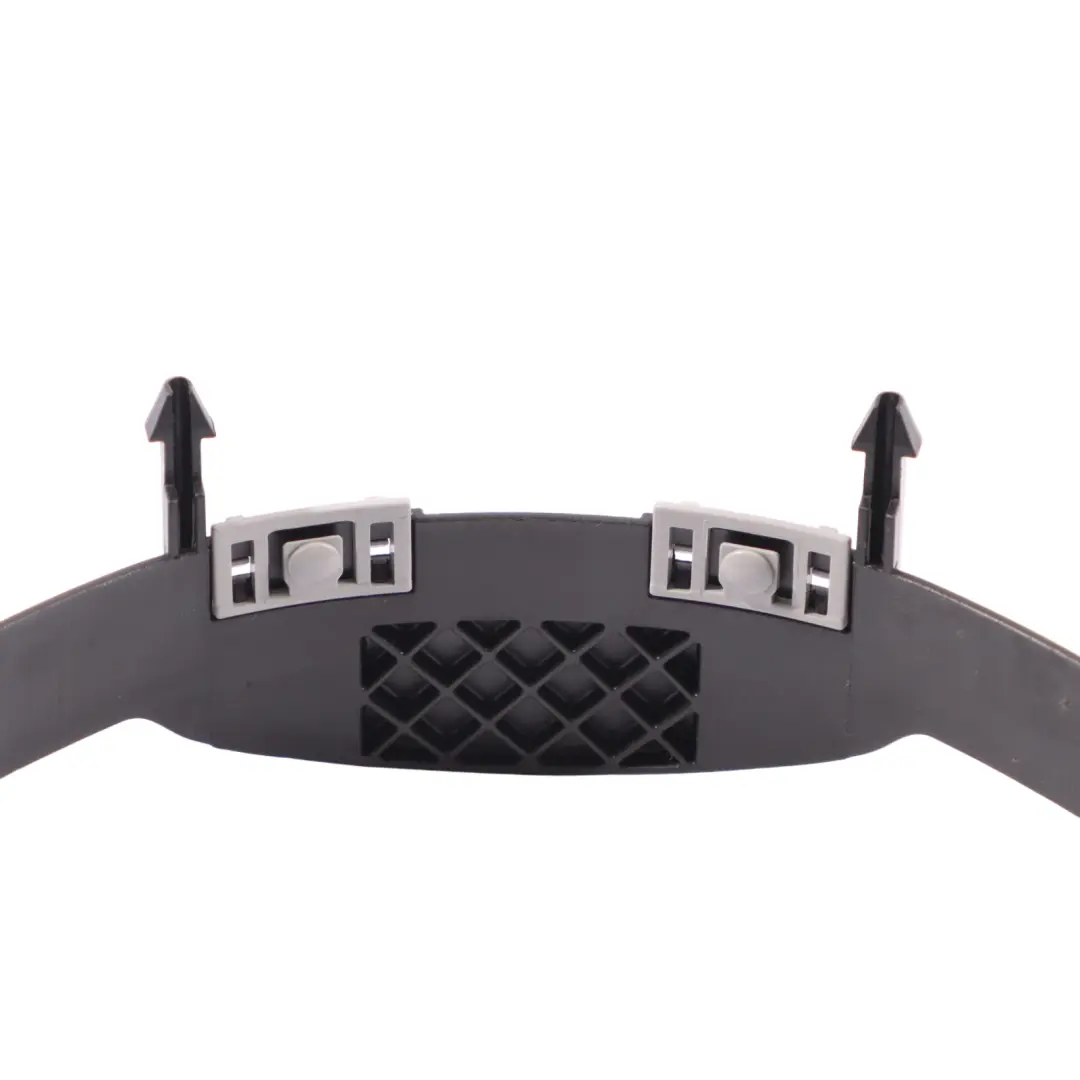 Embellecedor Negro para Marco Volante Audi A3 8P A5 BT A6 C6 con número de pieza 4F0419689A Marco Volante Audi A3 8P A5 BT A6 C6 Embellecedor Negro - SKU 4F0419689A - Número de pieza 4F0419689A