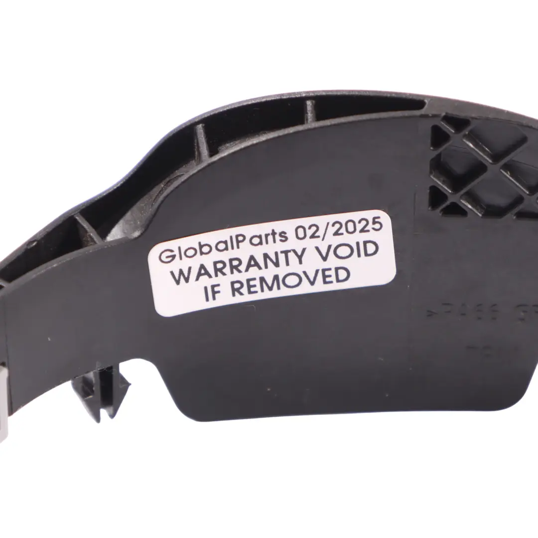 Embellecedor Negro para Marco Volante Audi A3 8P A5 BT A6 C6 con número de pieza 4F0419689A Marco Volante Audi A3 8P A5 BT A6 C6 Embellecedor Negro - SKU 4F0419689A - Número de pieza 4F0419689A