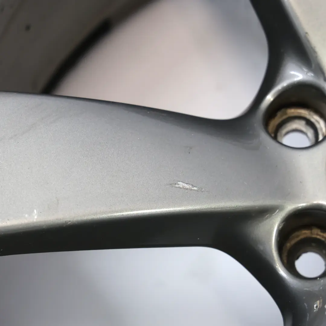 Felga Aluminiowa Rotor 19" 9J ET:33 do Audi A5 8T o numerze 8T0601025BE Audi A5 8T Felga Aluminiowa Rotor 19" 9J ET:33 - SKU 8T0601025BE-2 - Numer Części 8T0601025BE