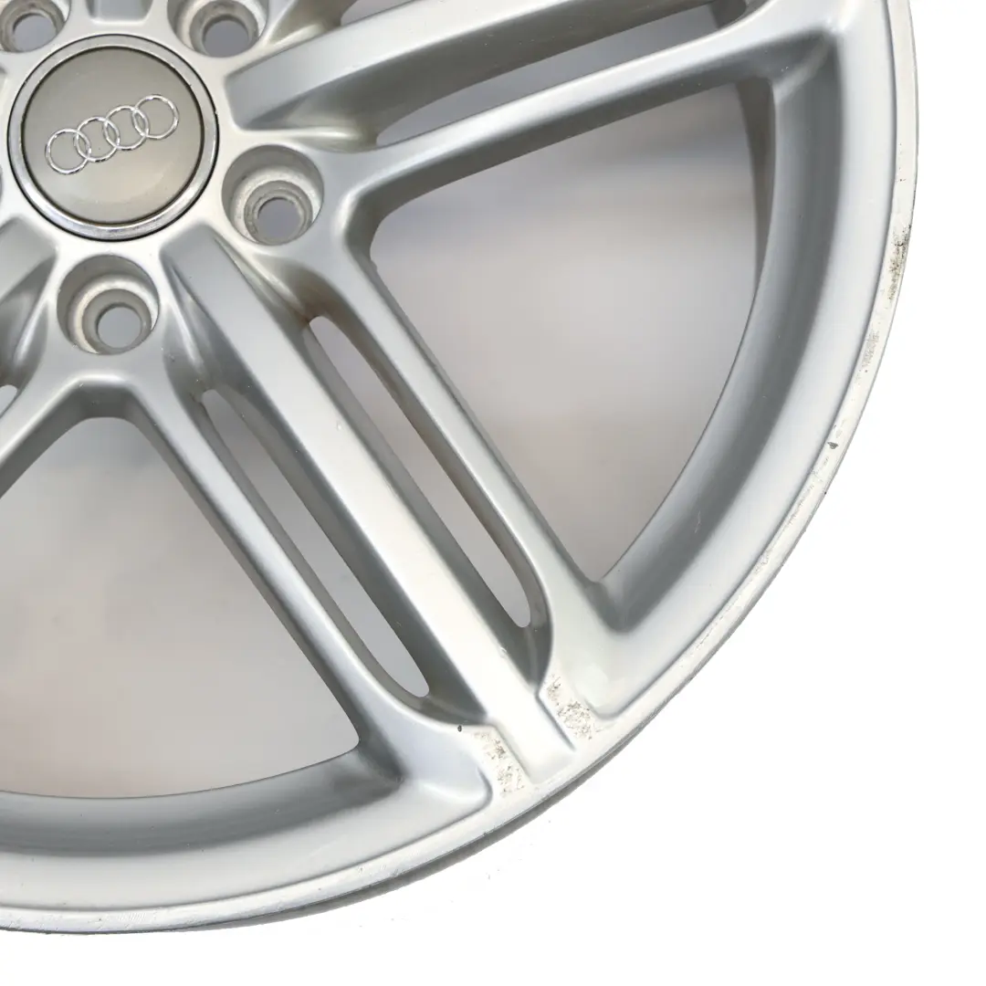 Silberne Leichtmetallfelge Alufelge 19" 9J ET:33 für Audi A5 8T mit Teilenummer 8T0601025DD Audi A5 8T Silberne Leichtmetallfelge Alufelge 19" 9J ET:33 - SKU 8T0601025DD-1 - Teilenummer 8T0601025DD
