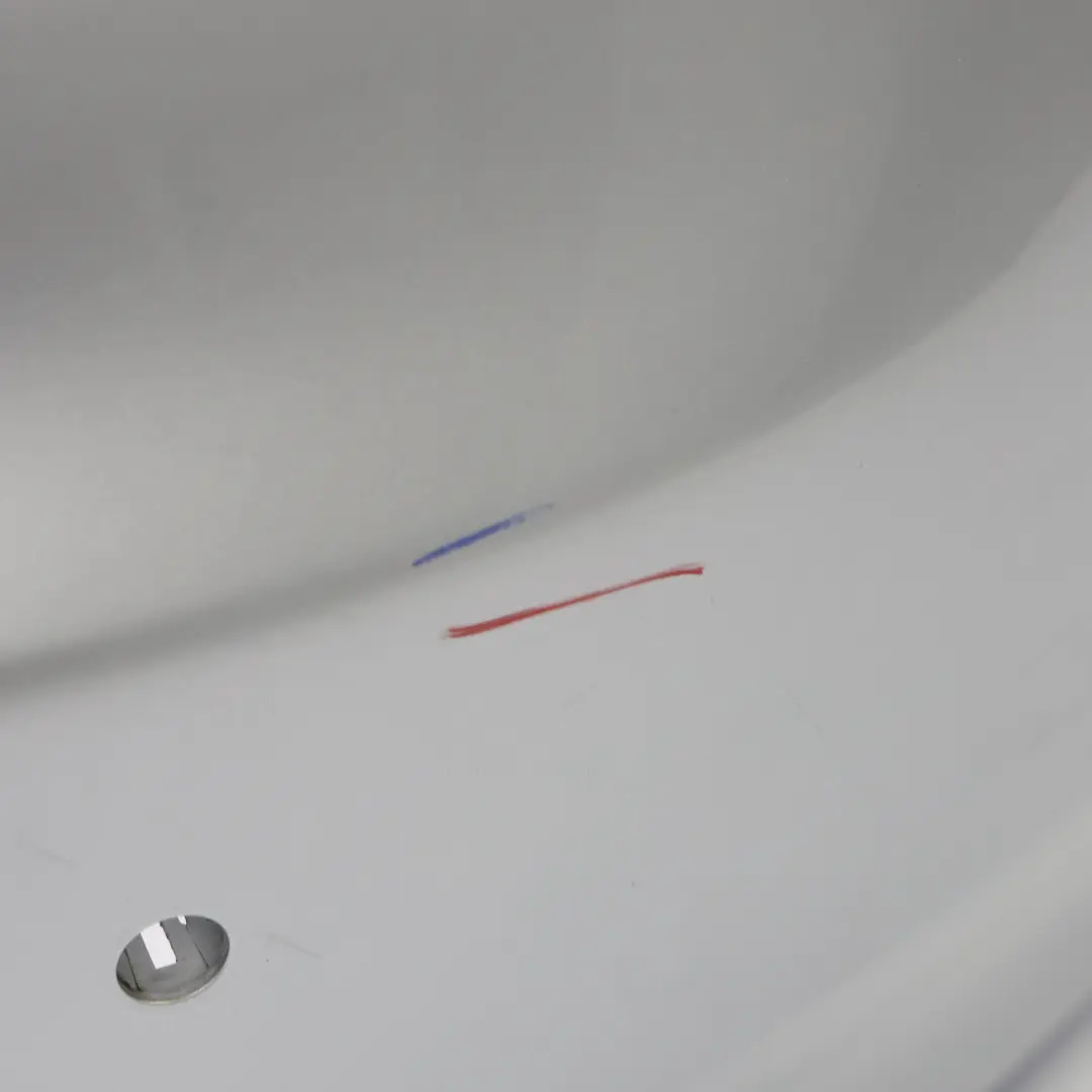 Tylny Zderzak Ice Silver Srebrny Metalik - X7W do Audi A5 8T o numerze 8T0807303A Audi A5 8T Tylny Zderzak Ice Silver Srebrny Metalik - X7W - SKU 8T0807303A-ICS1 - Numer Części 8T0807303A