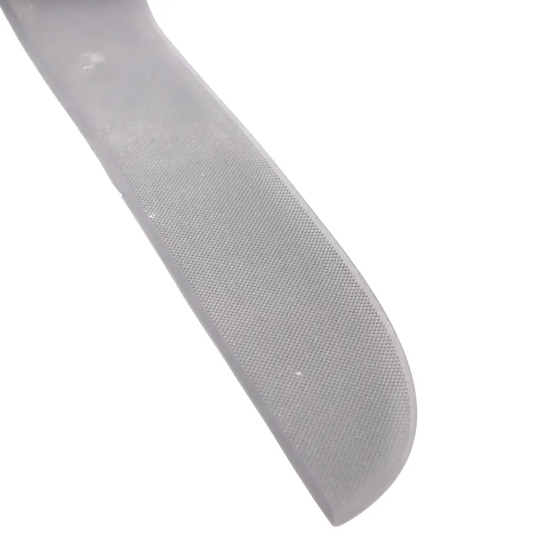 Puerta Insertar Mat Caucho Panel De Delantero Derecho 8U0868134 para Audi A5 8T con número de pieza 8T0868134 Audi A5 8T Puerta Insertar Mat Caucho Panel De Delantero Derecho 8U0868134 - SKU 8T0868134 - Número de pieza 8T0868134