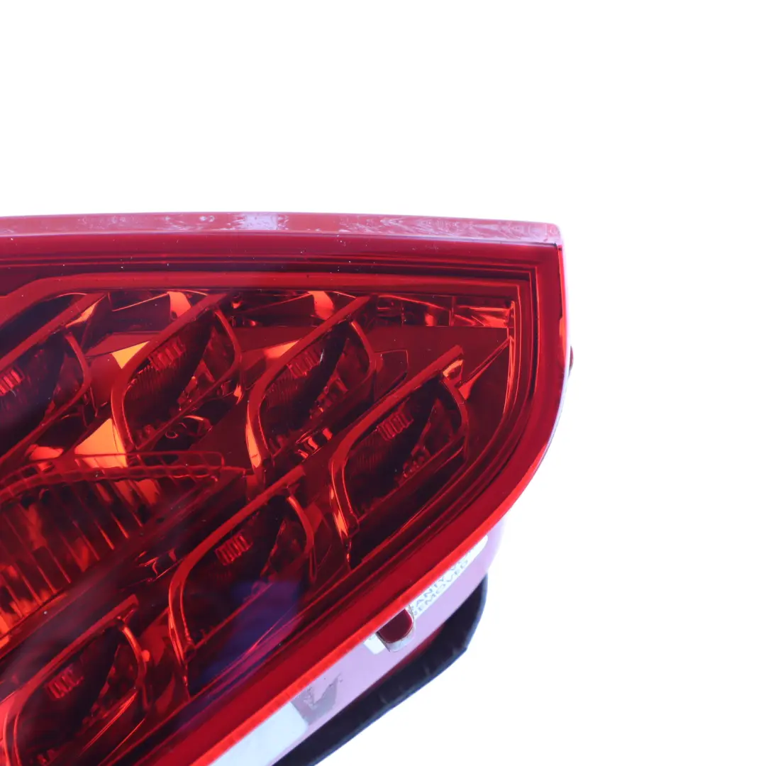 Feu Arrière Droit pour Audi A5 8T à propos du numéro de pièce 8T0945094A Audi A5 8T Feu Arrière Droit - SKU 8T0945094A - Numéro de pièce 8T0945094A