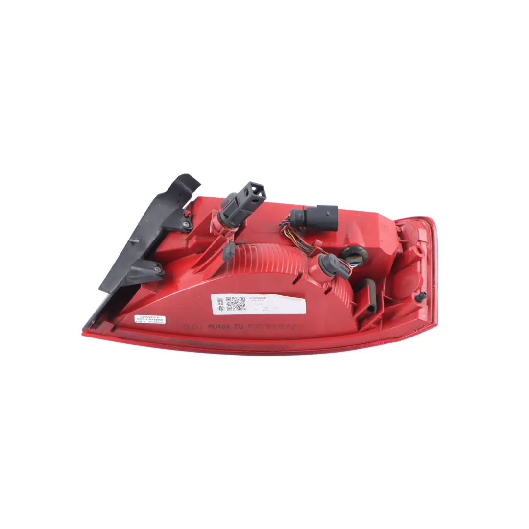 Feu Arrière Extérieur Gauche Côté Conducteur pour Audi A5 8T à propos du numéro de pièce 8T0945095D Audi A5 8T Feu Arrière Extérieur Gauche Côté Conducteur - SKU 8T0945095D - Numéro de pièce 8T0945095D