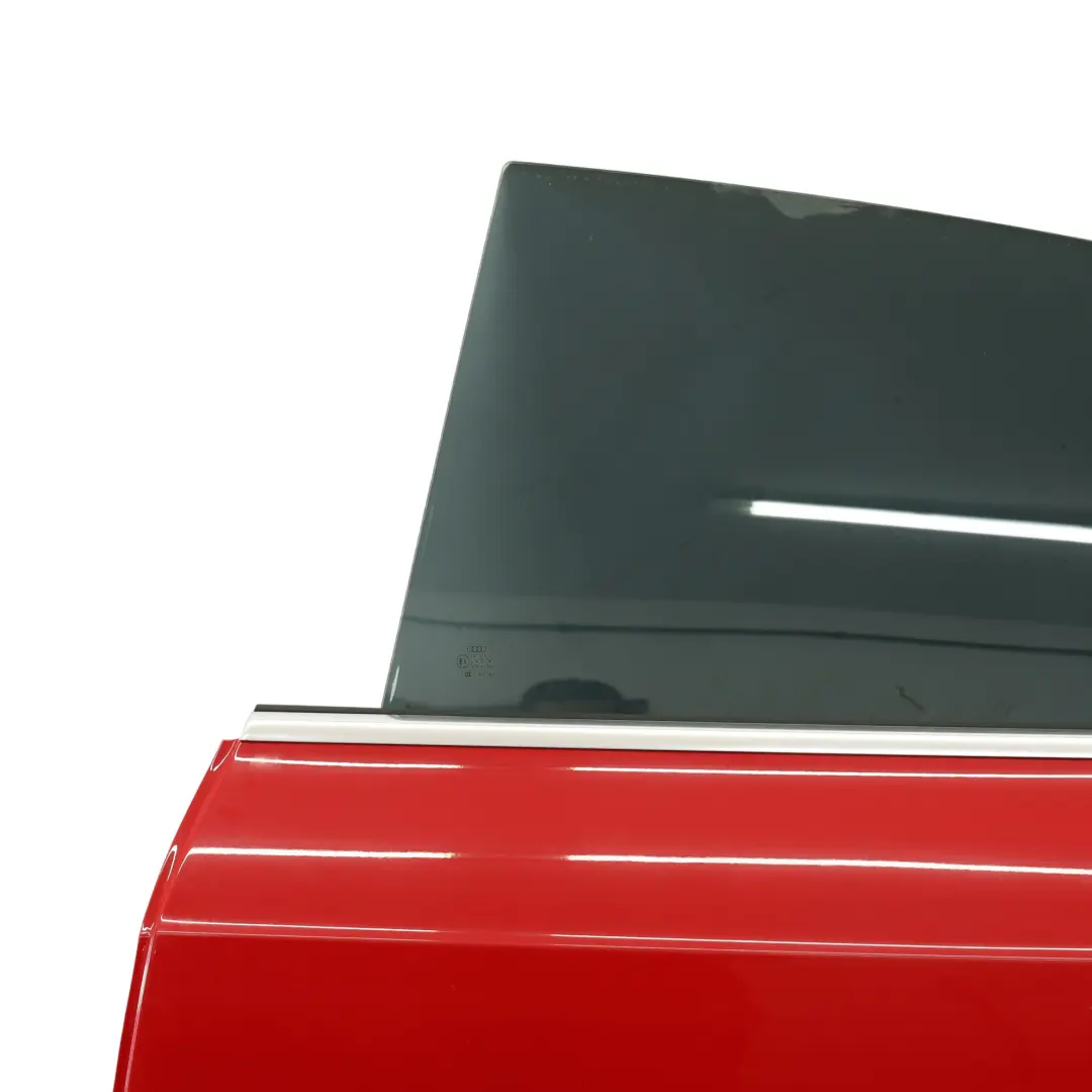 Sportback Drzwi Lewe Tylne Brilliant Red Czerwony - Y3J do Audi A5 8T o numerze 8T8833051D Audi A5 8T Sportback Drzwi Lewe Tylne Brilliant Red Czerwony - Y3J - SKU 8T8833051D-BRR - Numer Części 8T8833051D