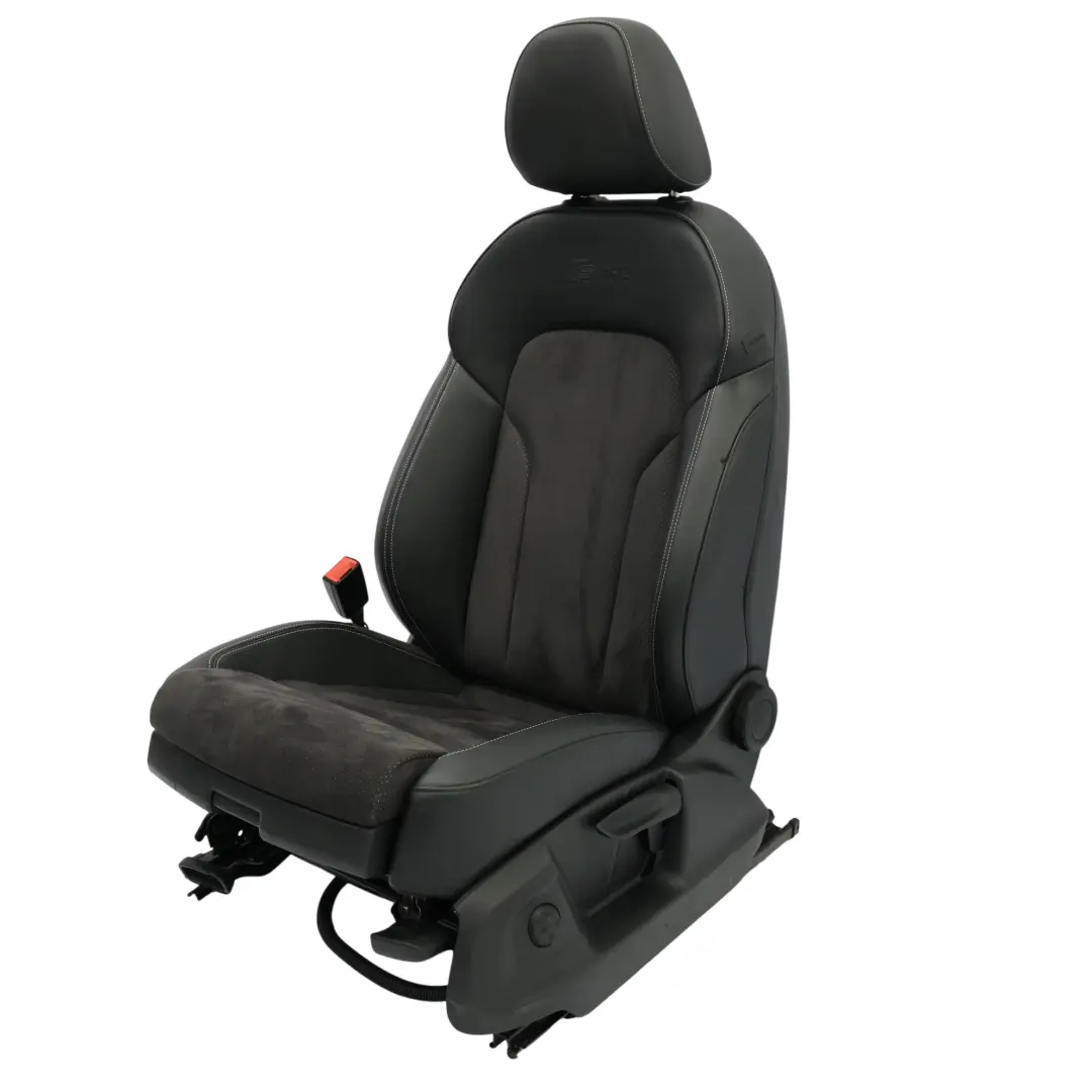 Sedile Sportivo Anteriore S-Line Sinistro Panno Pelle Nero Argento per Audi Q3 8U con numero di parte 8U0881805AL Audi Q3 8U Sedile Sportivo Anteriore S-Line Sinistro Panno Pelle Nero Argento - SKU 8U0881805AL-2 - Numero di parte 8U0881805AL