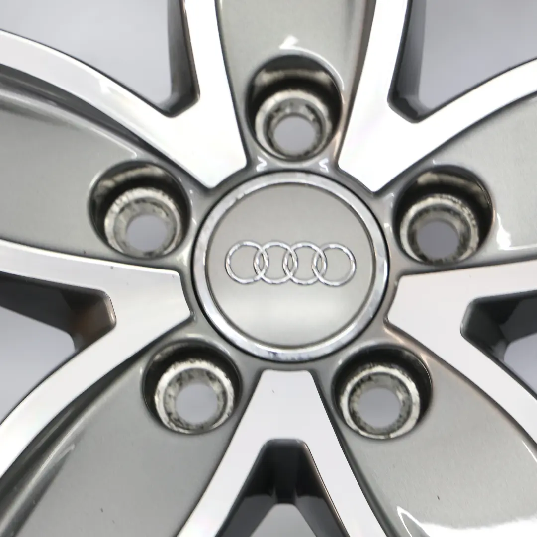 Audi A3 8V Jante En Alliage 19" 8J Pour Rayons En Étoile, ET:49, - SKU 8V0601025AS-1 - Numéro de pièce 8V0601025AS