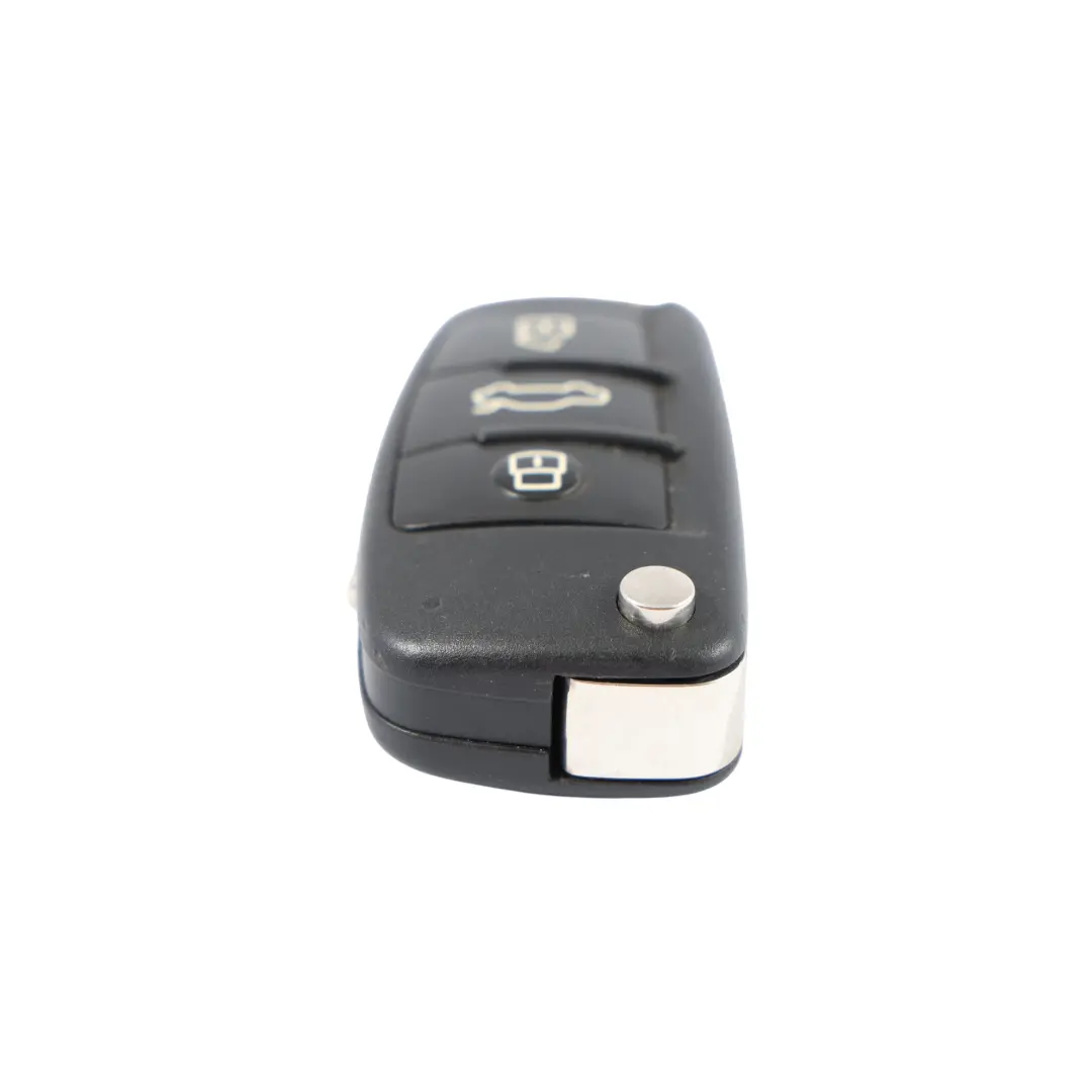 Remote Key Fob Opener Lock 3 Button 434 Mhz to Audi A3 8V with Part number 8V0837220 Audi A3 8V Remote Key Fob Opener Lock 3 Button 434 Mhz - SKU 8V0837220 - Part number 8V0837220