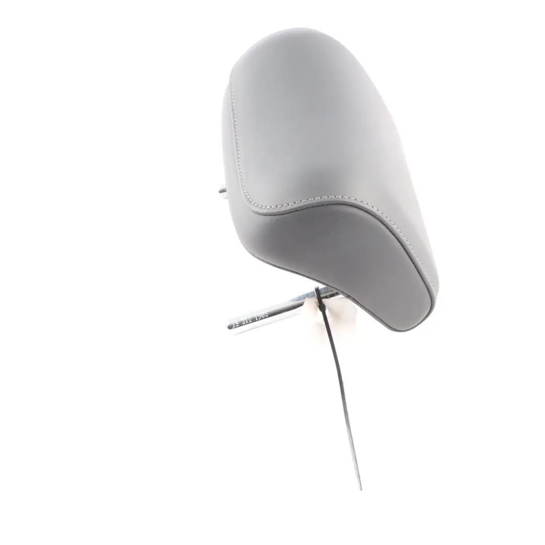 Siège Appui-Tête Arrière Centre Cuir Noir pour Audi A3 S3 8V à propos du numéro de pièce 8V0885975AK Audi A3 S3 8V Siège Appui-Tête Arrière Centre Cuir Noir - SKU 8V0885975AK - Numéro de pièce 8V0885975AK