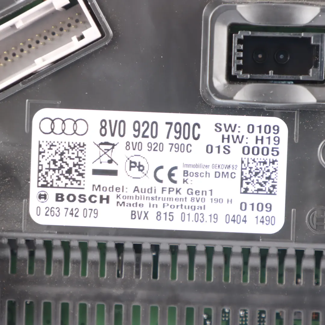 Audi A3 RS3 8V Petrol Instrument Cluster Speedo Clocks Automatic - SKU 8V0920790C - Part number 8V0920790C