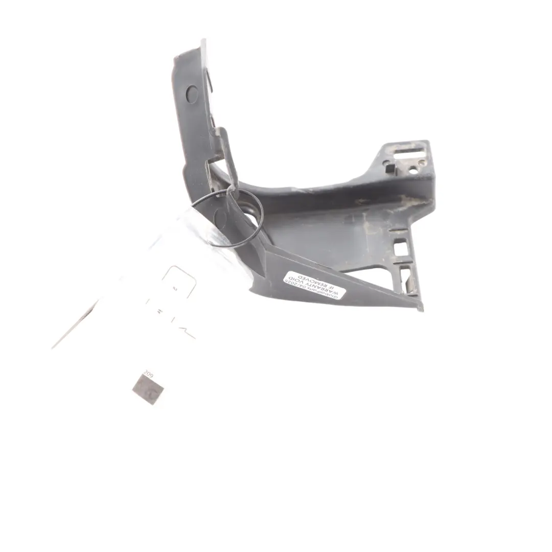 Front Bumper Fog Light Lamp Mount Bracket Right O/S to Audi A3 8V with Part number 8V3807262 Audi A3 8V Front Bumper Fog Light Lamp Mount Bracket Right O/S - SKU 8V3807262 - Part number 8V3807262