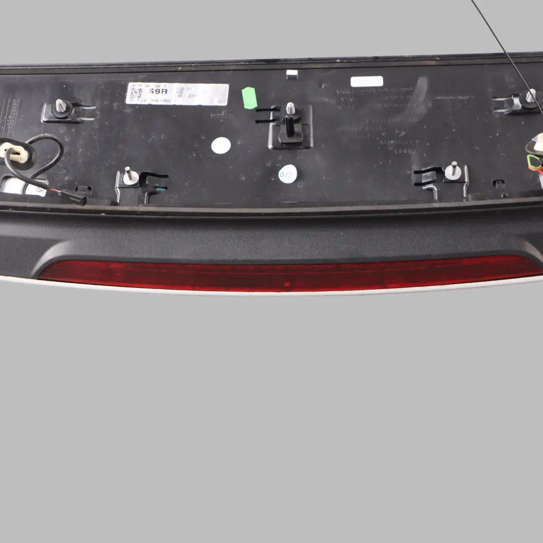 Spoiler Audi A3 8V Boot Tailgate Trunk Lid Trim Panel Glacier White - S9R to Rear with Part number 8V3827933E Rear Spoiler Audi A3 8V Boot Tailgate Trunk Lid Trim Panel Glacier White - S9R - SKU 8V3827933E-MGW - Part number 8V3827933E