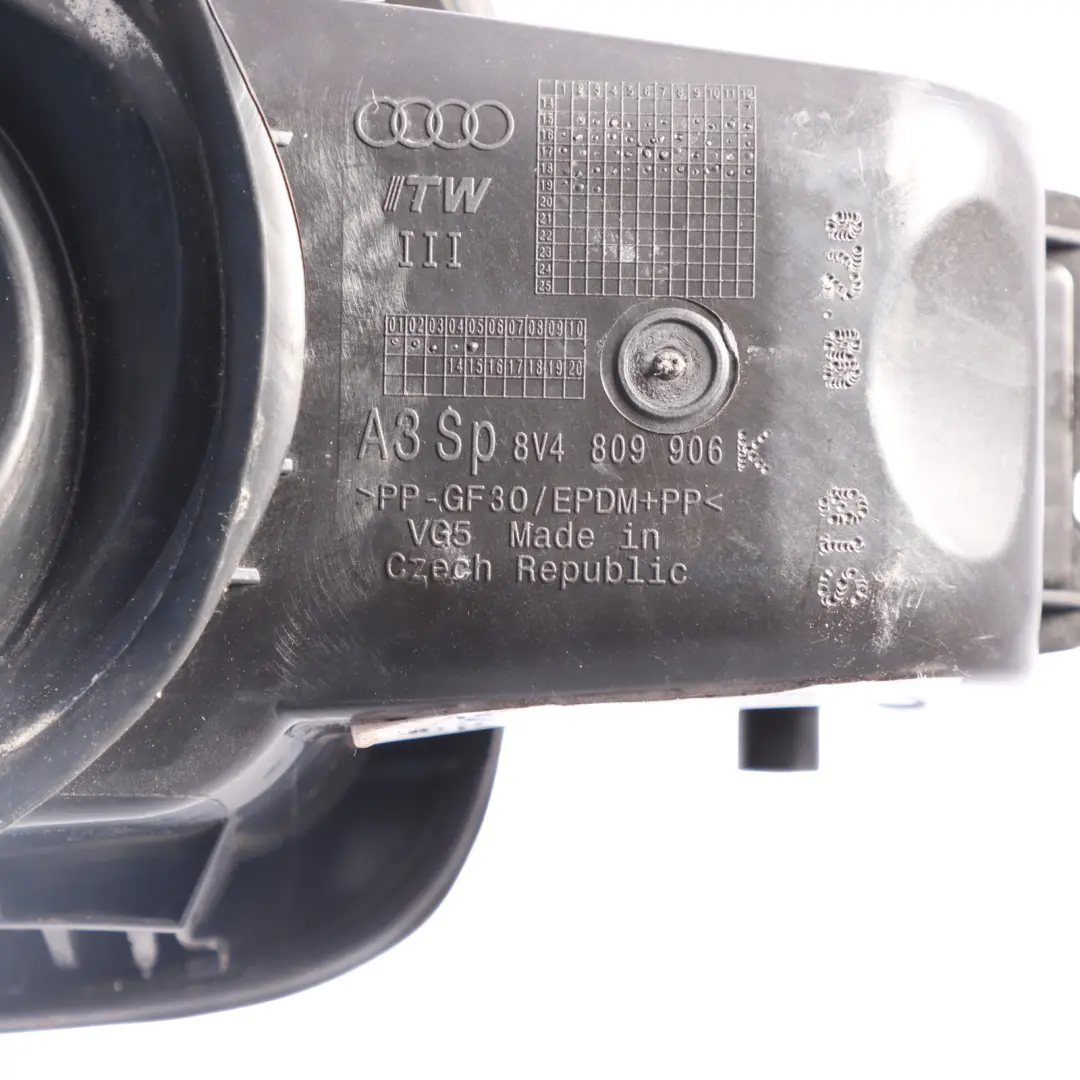 Kraftstoff Tank Klappe Audi A3 RS3 8V Halterung Housnig Panel für mit Teilenummer 8V4809906K Kraftstoff Tank Klappe Audi A3 RS3 8V Halterung Housnig Panel - SKU 8V4809906K - Teilenummer 8V4809906K
