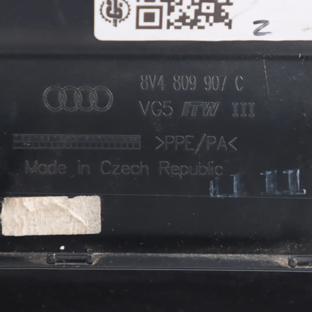 Audi A3 8V Tapón De Llenado De Combustible Panther Negro Cristal Z9Z - SKU 8V4809907C-PBC - Número de pieza 8V4809907C