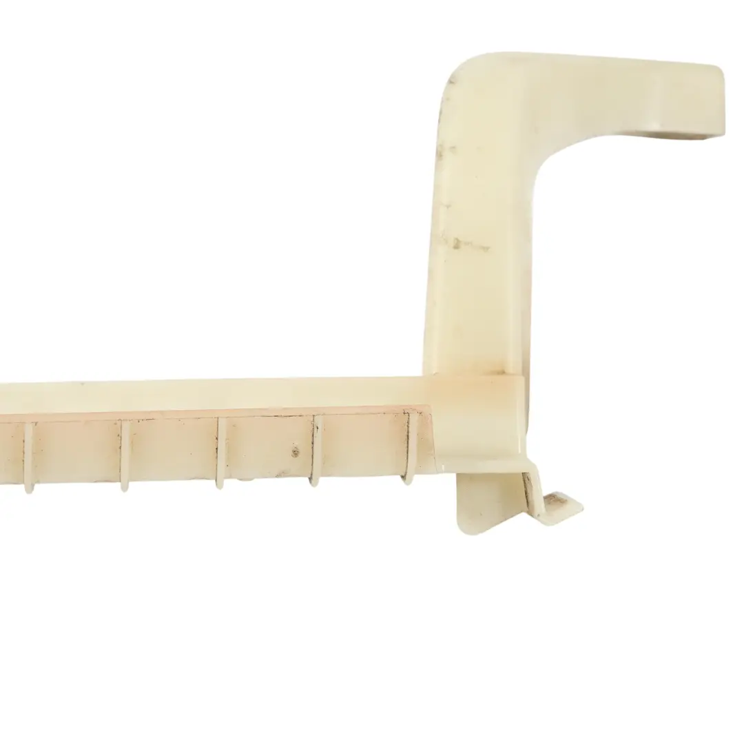 Rail De Guidage Arrière Droit Pour Vitre De Porte pour Audi A3 8V à propos du numéro de pièce 8V5839068A Audi A3 8V Rail De Guidage Arrière Droit Pour Vitre De Porte - SKU 8V5839068A - Numéro de pièce 8V5839068A