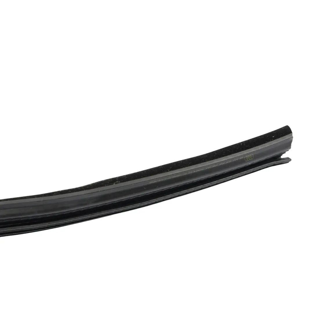 Audi A3 8V Tira Junta Interior Ventana Puerta Trasera Derecha - SKU 8V5839480 - Número de pieza 8V5839480