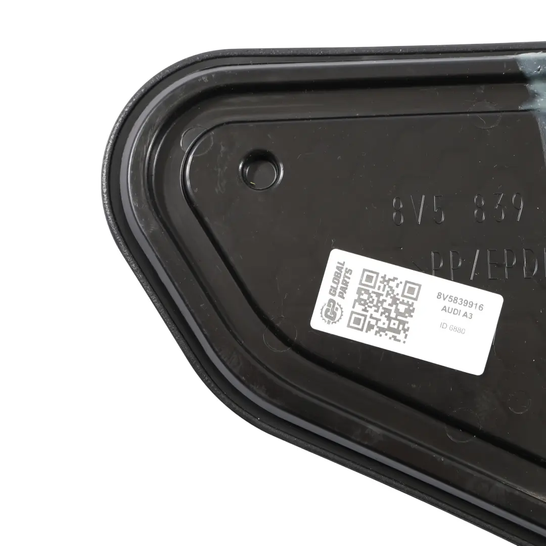 Pannello Interno Della Porta Posteriore Destro per Audi A3 8V con numero di parte 8V5839916 Audi A3 8V Pannello Interno Della Porta Posteriore Destro - SKU 8V5839916 - Numero di parte 8V5839916