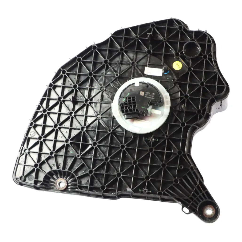 DTNB Zbiornik Pompa Adblue do Audi A4 B9 2.0 TDI o numerze 8W0131879BA Audi A4 B9 2.0 TDI DTNB Zbiornik Pompa Adblue - SKU 8W0131879BA - Numer Części 8W0131879BA