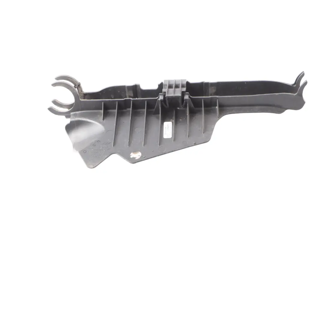 Embellecedor Bajos Tapa Brazo De Suspensión Trasero Derecho para Audi A5 F5 con número de pieza 8W0505562 Audi A5 F5 Embellecedor Bajos Tapa Brazo De Suspensión Trasero Derecho - SKU 8W0505562 - Número de pieza 8W0505562