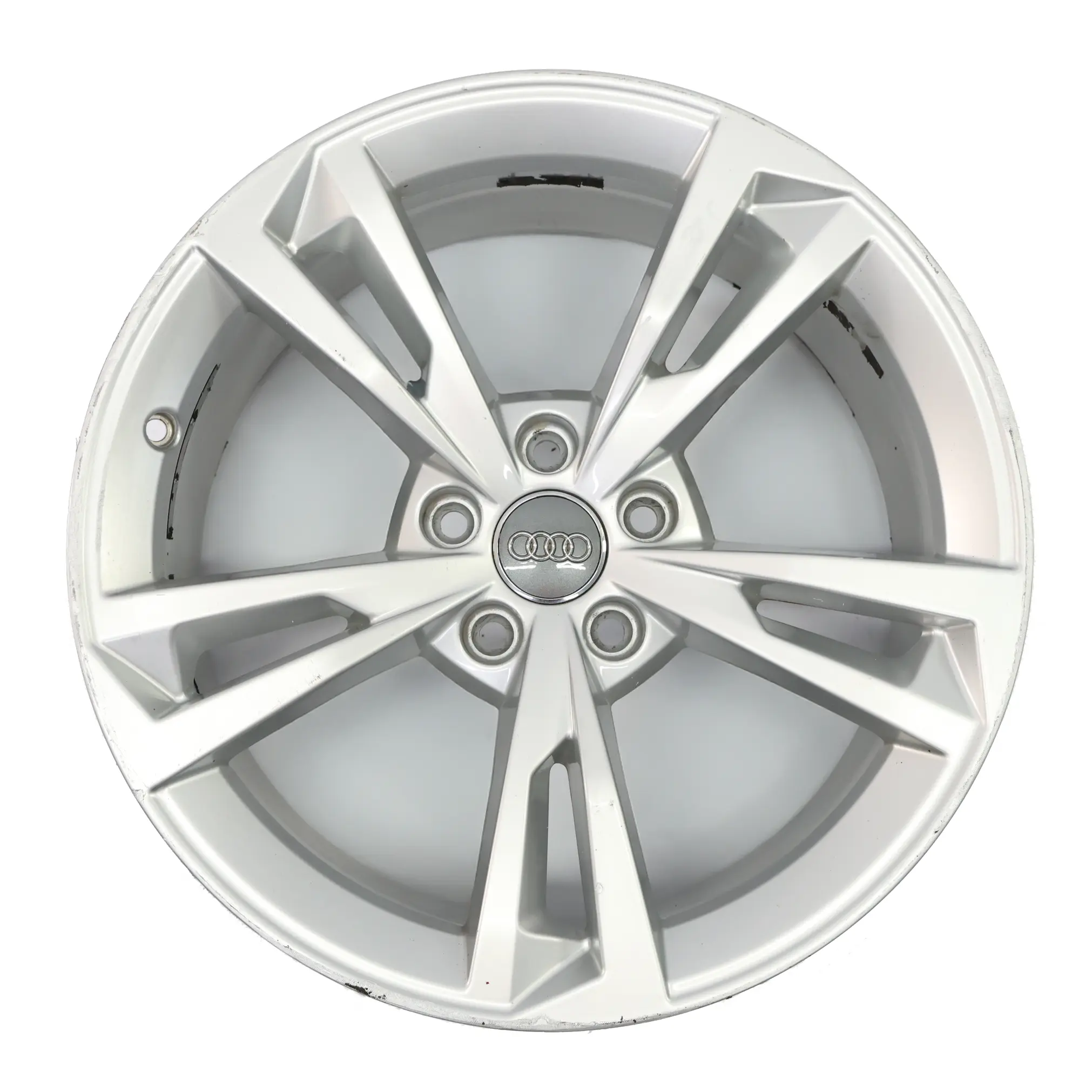 Audi A4 B9 8W Jante Alliage Argent 18" 8.5J ET:29 Rayons En Étoile 8W0601025AK