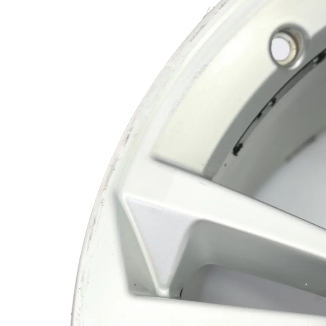 Jante Alliage Argent 18" 8.5J ET:29 Rayons En Étoile pour Audi A4 B9 8W à propos du numéro de pièce 8W0601025AK Audi A4 B9 8W Jante Alliage Argent 18" 8.5J ET:29 Rayons En Étoile - SKU 8W0601025AK-1 - Numéro de pièce 8W0601025AK