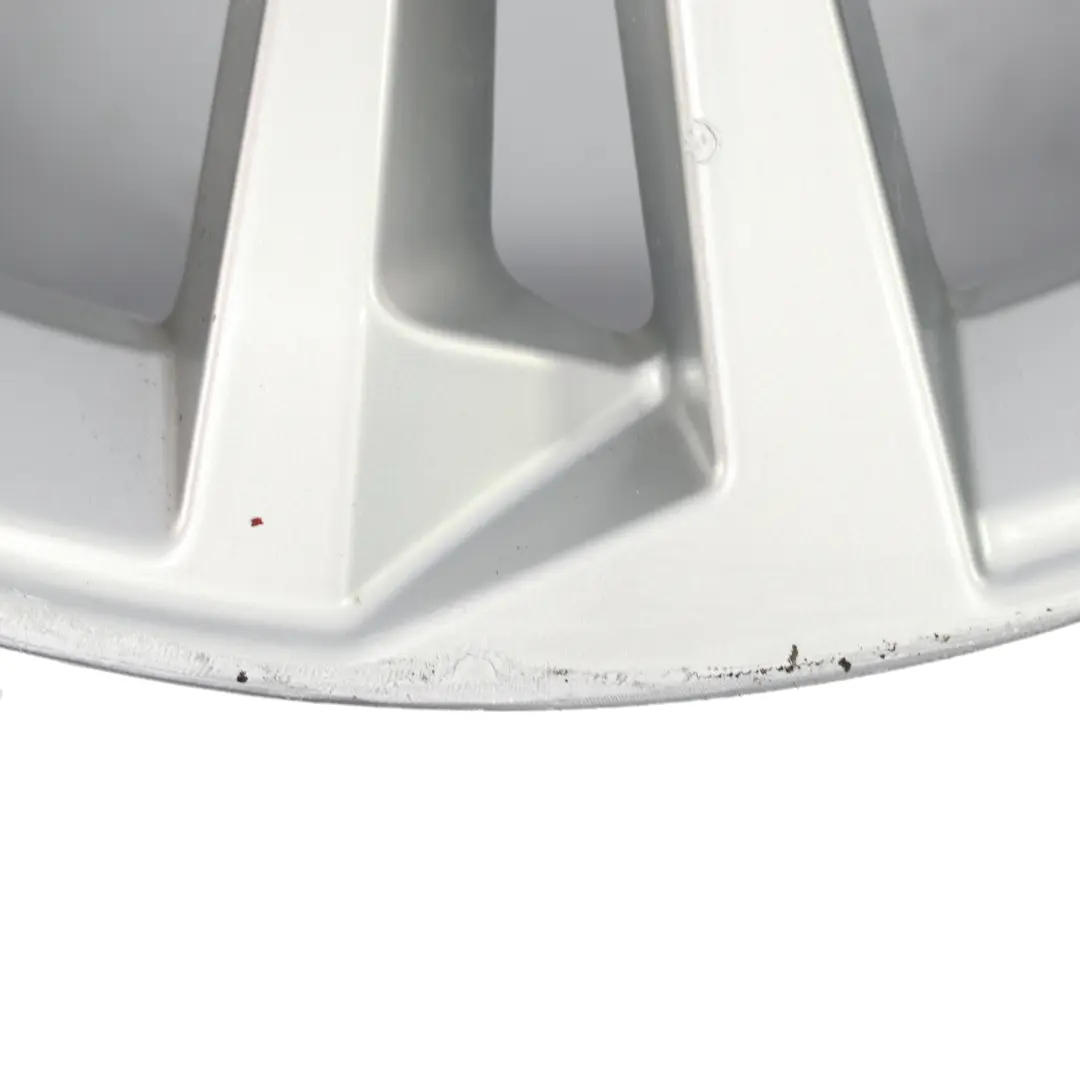 Audi A4 B9 8W Jante Alliage Argent 18" 8.5J ET:29 Rayons En Étoile - SKU 8W0601025AK-1 - Numéro de pièce 8W0601025AK