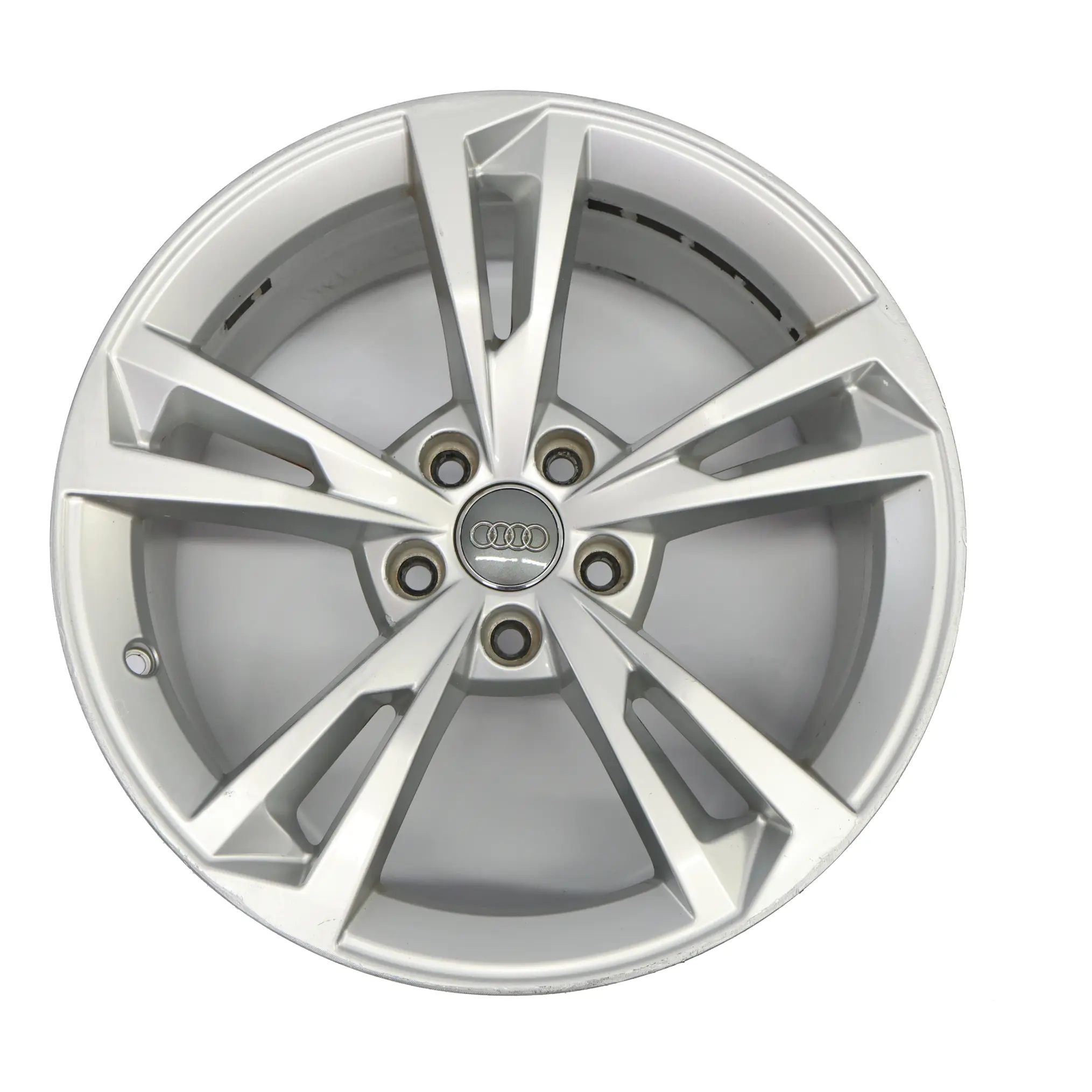 Audi A4 B9 8W Argento Cerchio In Lega 18" 8.5J ET:29 Star Spoke 8W0601025AK