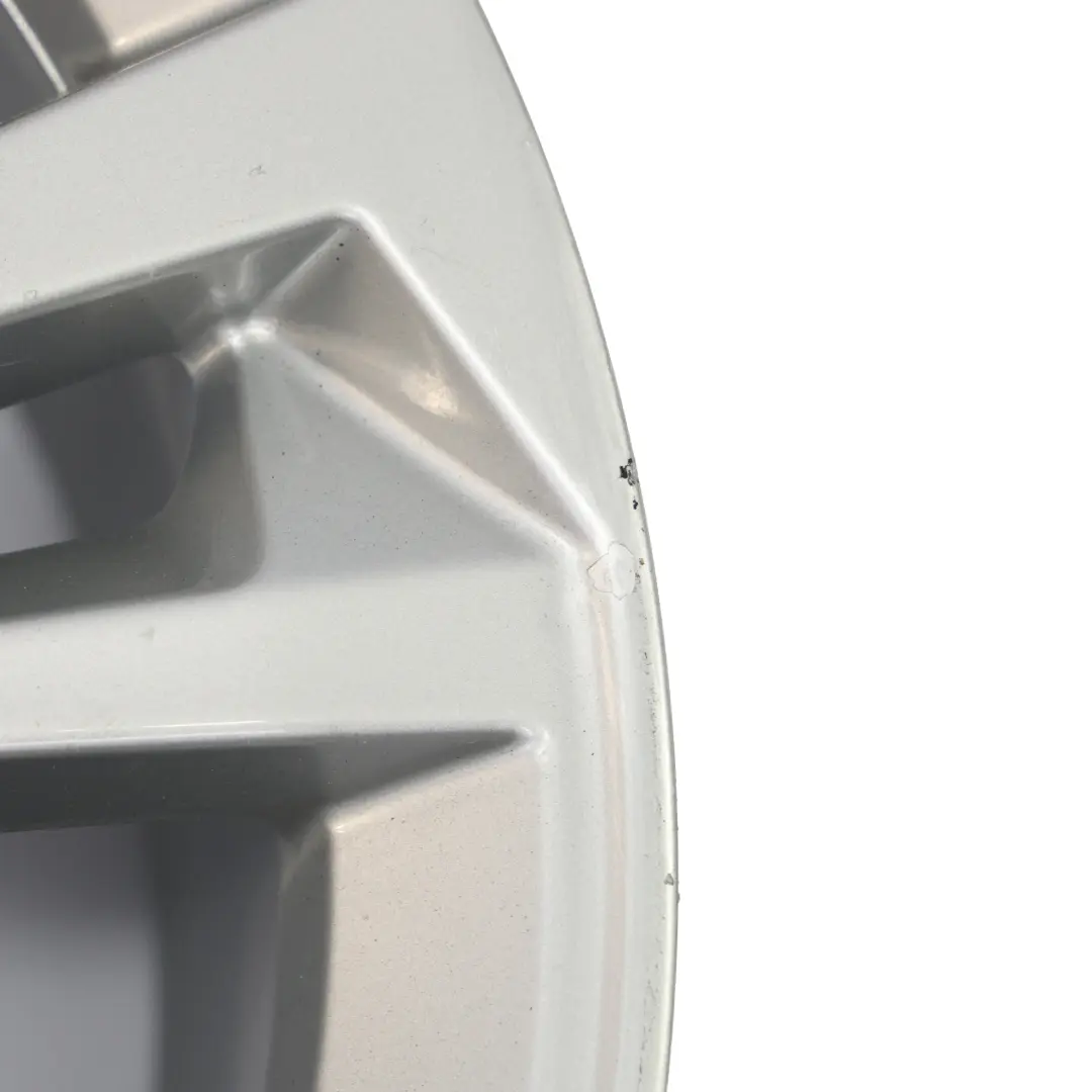 Alloy Rim 18" 8.5J ET:29 Star Spoke to Audi A4 B9 8W Silver Wheel with Part number 8W0601025AK Audi A4 B9 8W Silver Wheel Alloy Rim 18" 8.5J ET:29 Star Spoke - SKU 8W0601025AK-3 - Part number 8W0601025AK