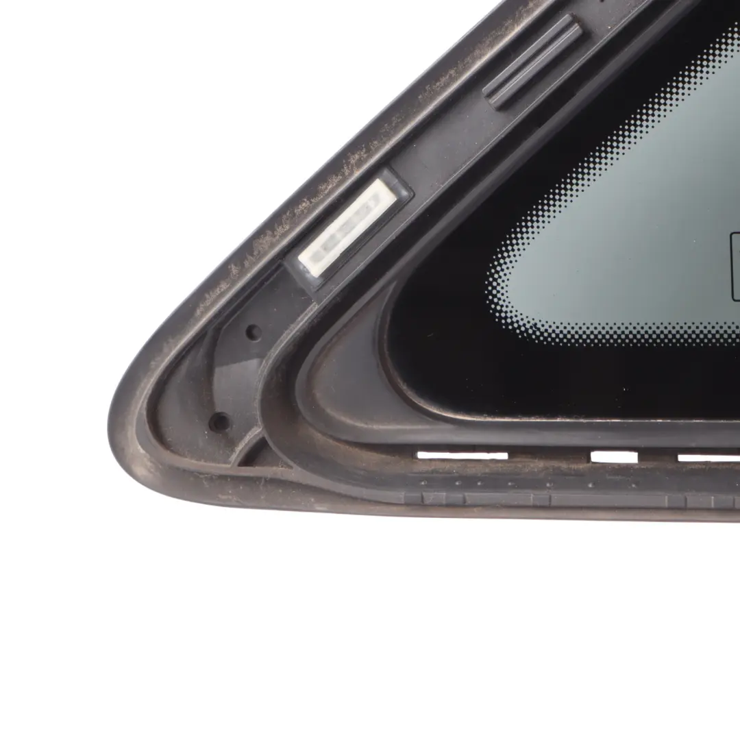 Quarter Side Window Glass Right O/S Tinted AS3 to Audi A4 B9 Rear with Part number 8W5845298C Audi A4 B9 Rear Quarter Side Window Glass Right O/S Tinted AS3 - SKU 8W5845298C - Part number 8W5845298C