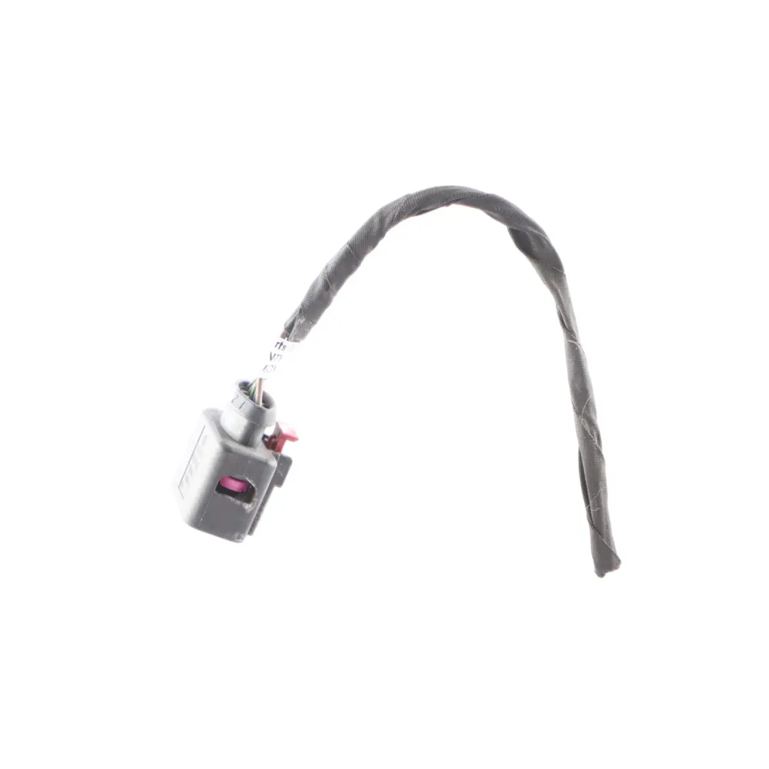 Lampada Spina Lateral Fanale Posteriore Cablaggio Sinistro 8K0973705A per Audi A4 B9 con numero di parte 8W5945091G Audi A4 B9 Lampada Spina Lateral Fanale Posteriore Cablaggio Sinistro 8K0973705A - SKU 8W5945091G-2 - Numero di parte 8W5945091G